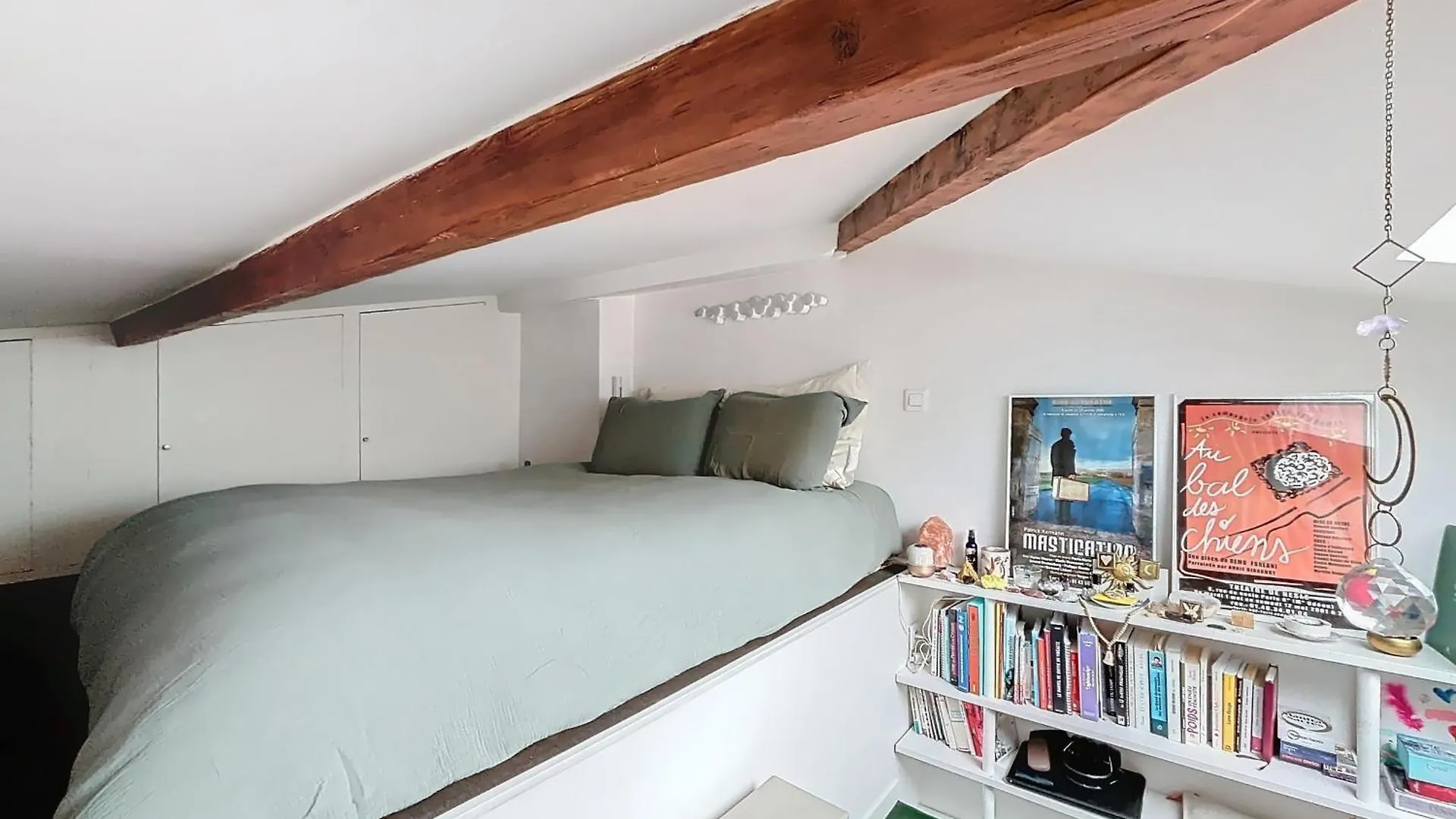 Charming Apartment Near Sacree Coeur Paryż